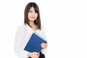 帯広市立中学校女性教諭の名前や学校は?男子生徒との間の問題とは?