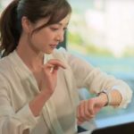 ガーミン vivomoveの時計CMの女性は誰?名前は西山真以?画像プロフ紹介!